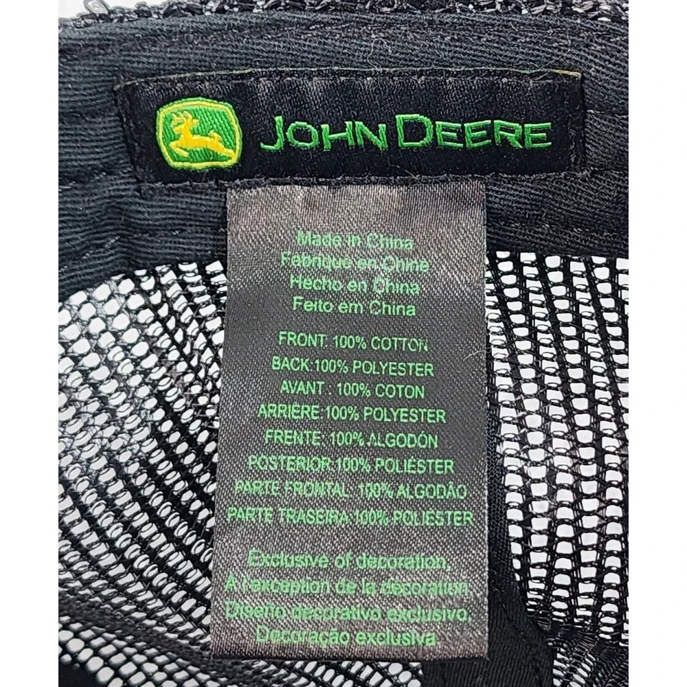 JOHN DEERE Digital Camo Snapback Hat Adult Green Black Mesh Silver Badge Cap
